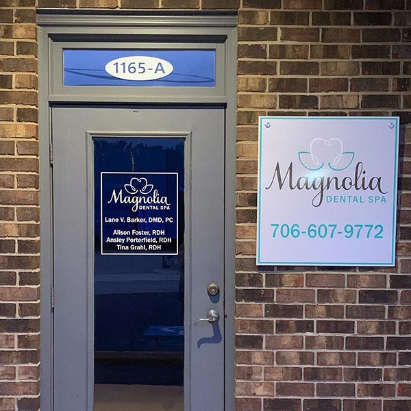 magnolia dental spa of athens front entrance